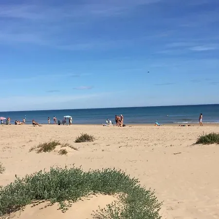 בית נופש Sun & Blue Sea לה מאטה